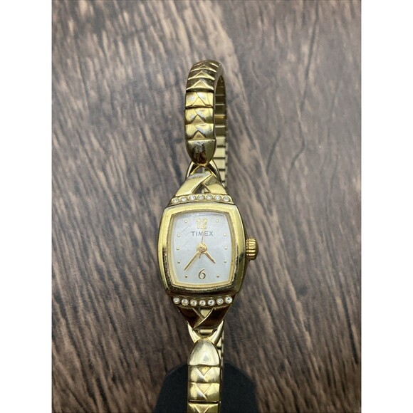 Timex Womens Watch 16mm Case Stretch Bracelet Gem Set Quartz Three Hands New Bat main image 7